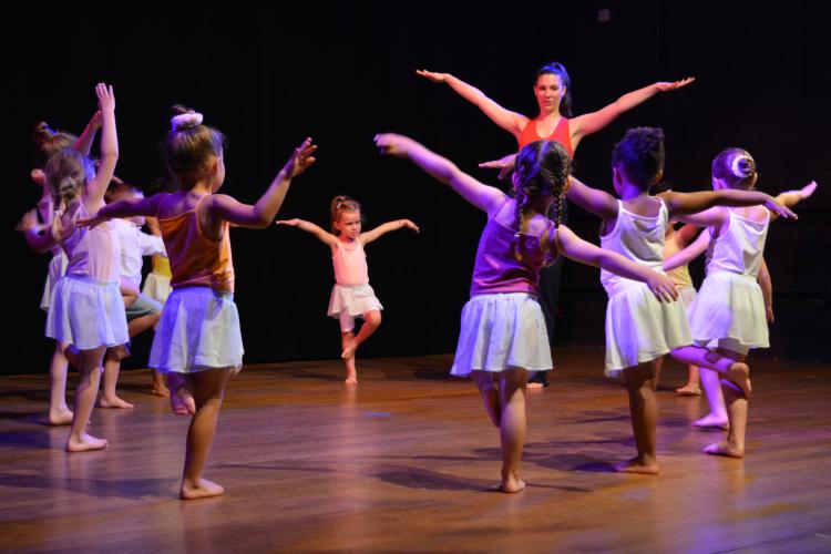 Eveils à la danse